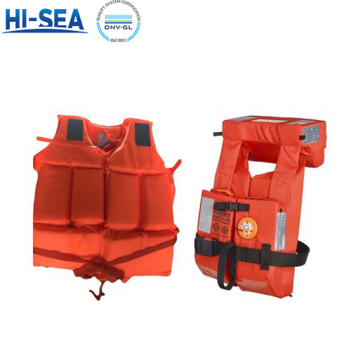 Differences between vest life jacket and yoke life jacket